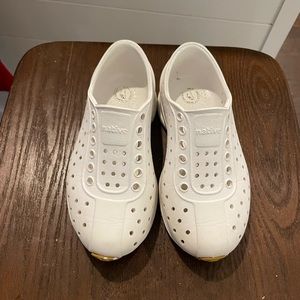native Robbie Sneakers Size 10 Toddler
